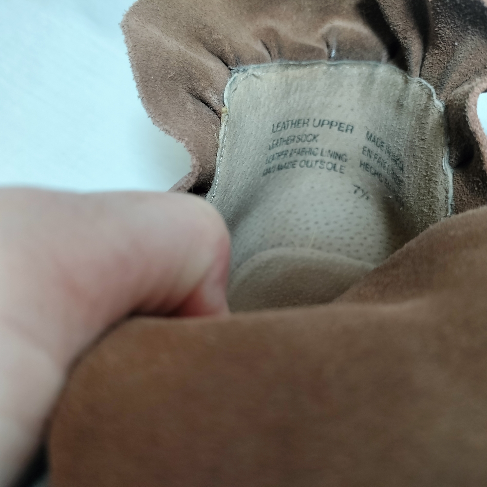 Seychelles (Anthropologie) Renowned Ruffle Suede‎ Ankle Booties - Picture 3 of 8